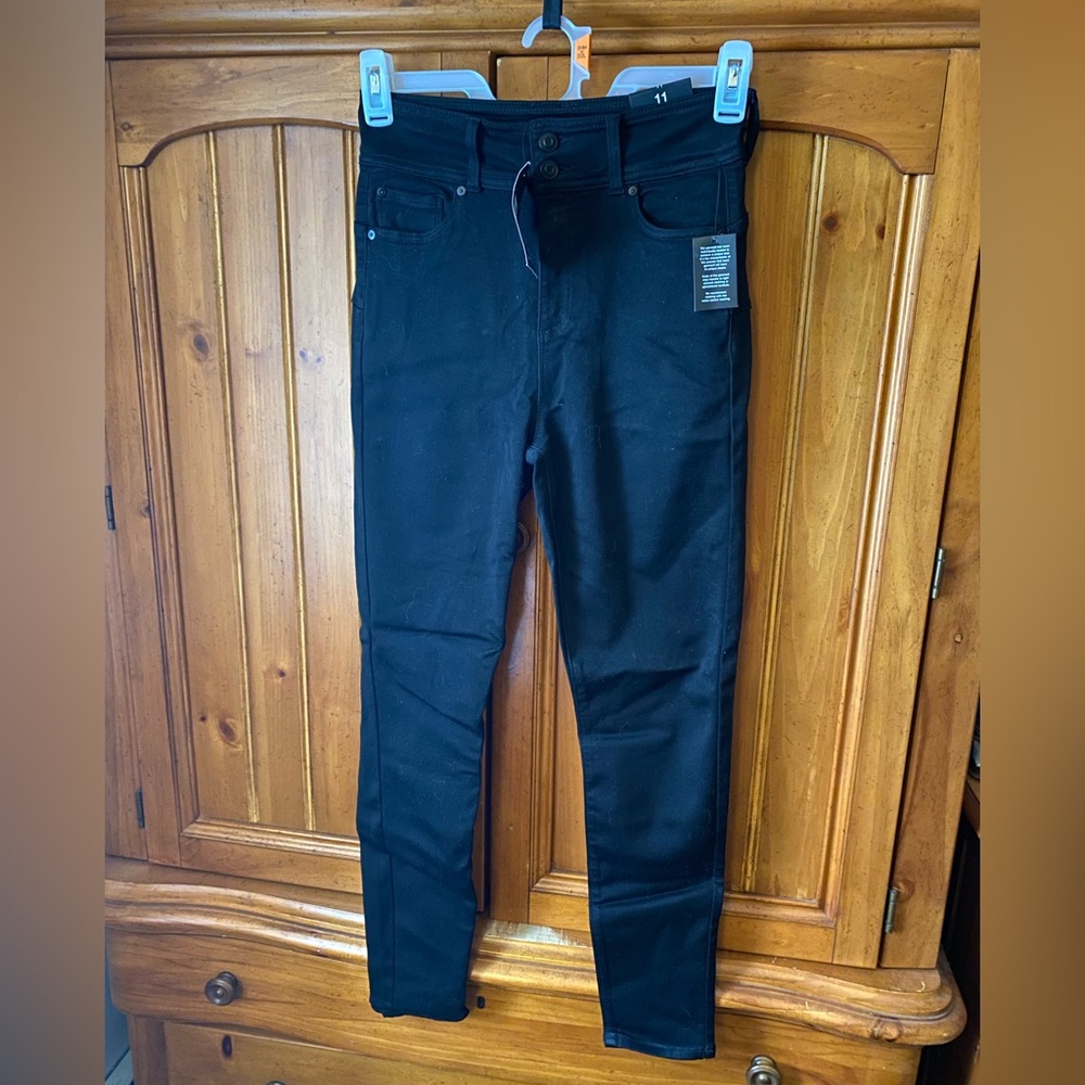 NWT Black High-Waisted Skinny Jeans